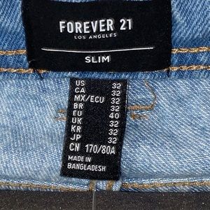 Forever 21 distressed jeans sz.32x32